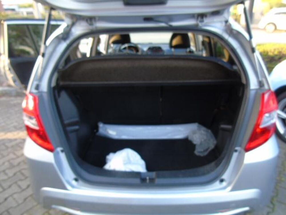 Honda Jazz 1.4 Comfort Advantage, dazu Winterräder, Klimaautomatik, Teilleder, Tempoma 16'