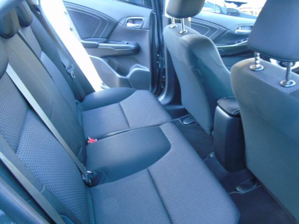 Honda Civic Lim. 5-trg. 1.4 Comfort, Ganzjahresreifen, Klimaautomatik, Magic Seats, Ra Comfort
