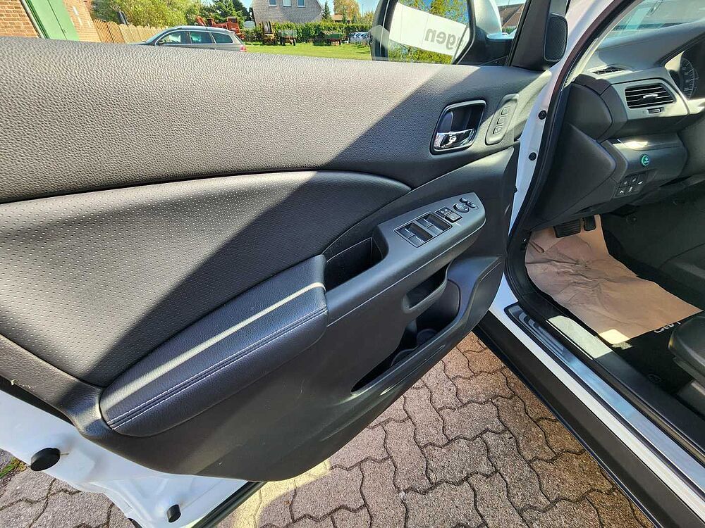 Honda CR-V 2.0i-VTEC 4WD Automatik Executive