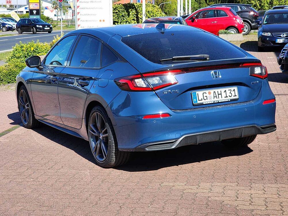 Honda Civic e: HEV 2.0 i-MMD Hybrid Sport