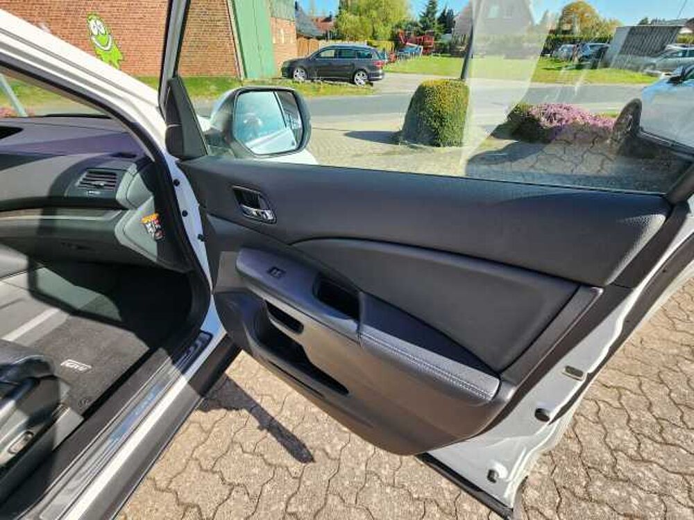 Honda CR-V 2.0i-VTEC 4WD Automatik Executive