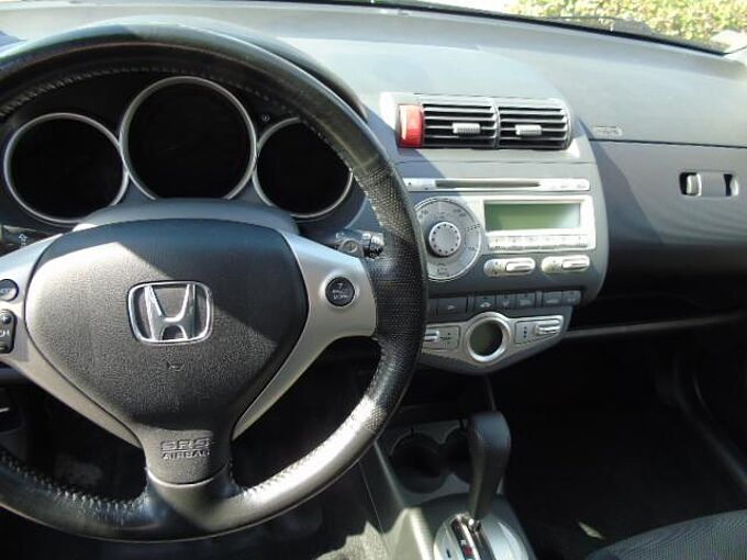 Honda Jazz 1.4 ES Sport Klima, RadioCD, LM-Allwetterräder, Privacy