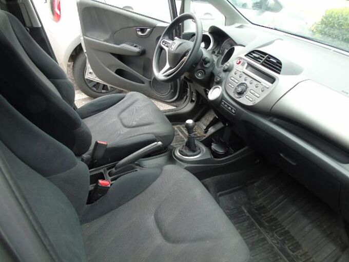 Honda Jazz 1.4 Comfort Klimaautomatik, RadioCD/MP3, el.Fenster/-Spiegel, Trenngitter,