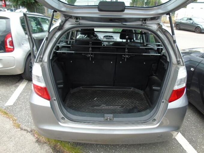Honda Jazz 1.4 Comfort Klimaautomatik, RadioCD/MP3, el.Fenster/-Spiegel, Trenngitter,