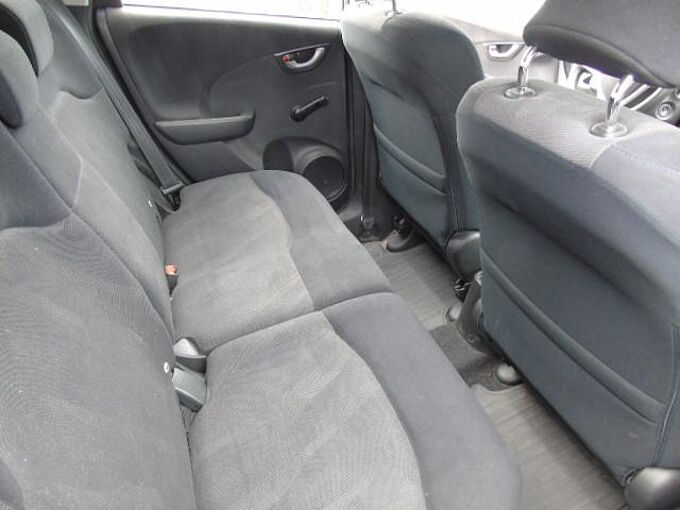 Honda Jazz 1.4 Comfort Klimaautomatik, RadioCD/MP3, el.Fenster/-Spiegel, Trenngitter,