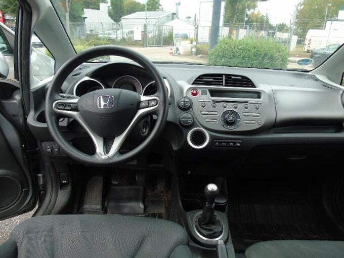 Honda Jazz 1.4 Comfort Klimaautomatik, RadioCD/MP3, el.Fenster/-Spiegel, Trenngitter,