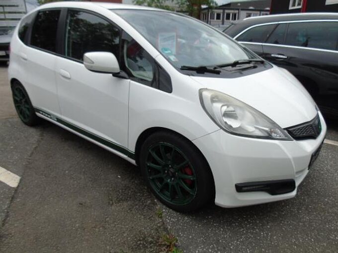 Honda Jazz 1.4 Trend, Sonsderedition, Tieferlegung, LM-Räder, Tagfahrlicht, RadioCD/MP Trend