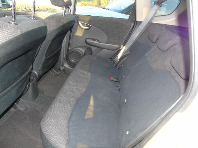 Honda Jazz 1.4 Comfort Advantage, dazu Winterräder, Klimaautomatik, Teilleder, Tempoma 16'