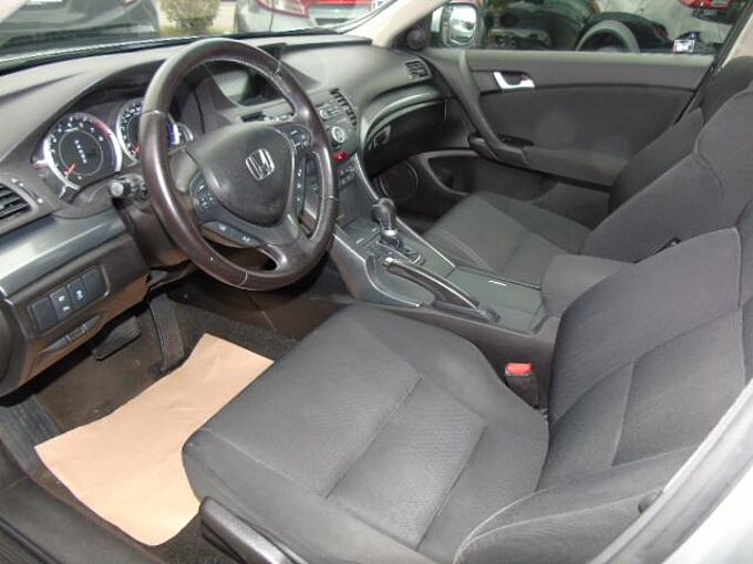 Honda Accord Tourer Elegance 50 Jahre Edition, dazu Wi`räder, Anh.kupplung, PDC, Xenon Edition