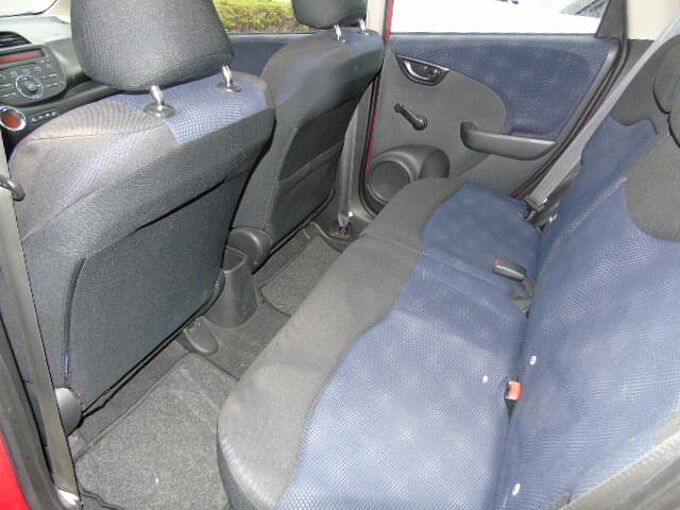 Honda Jazz 1.2 Trend Advantage, Ganzjahresreifen, Klimaautomatik, CD-Radio, el.Fenster Advantage