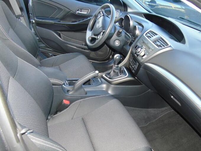 Honda Civic Lim. 5-trg. 1.4 Comfort, Ganzjahresreifen, Klimaautomatik, Magic Seats, Ra Comfort