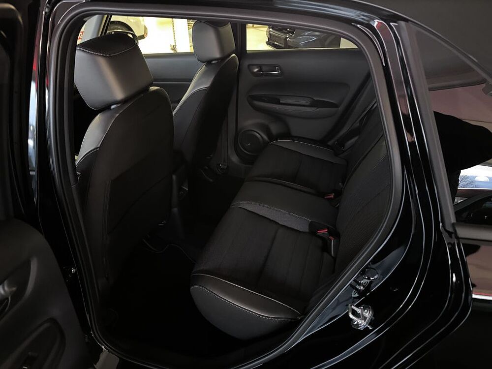 Honda Jazz e: HEV 1.5 i-MMD Hybrid Crosstar Advance