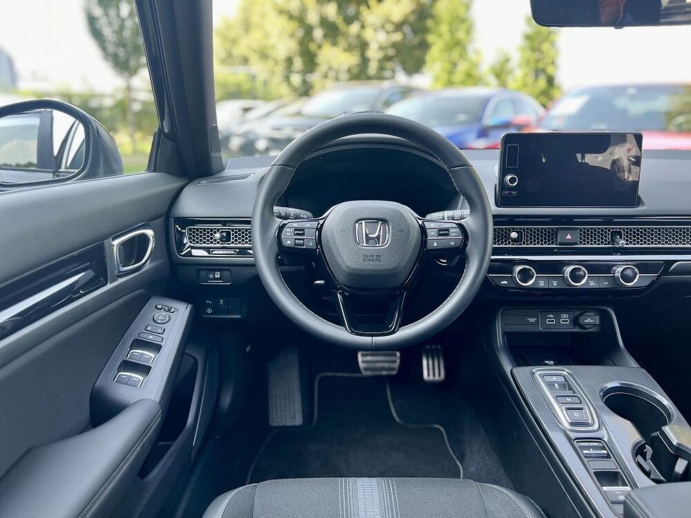 Honda Civic e: HEV 2.0 i-MMD Hybrid Sport