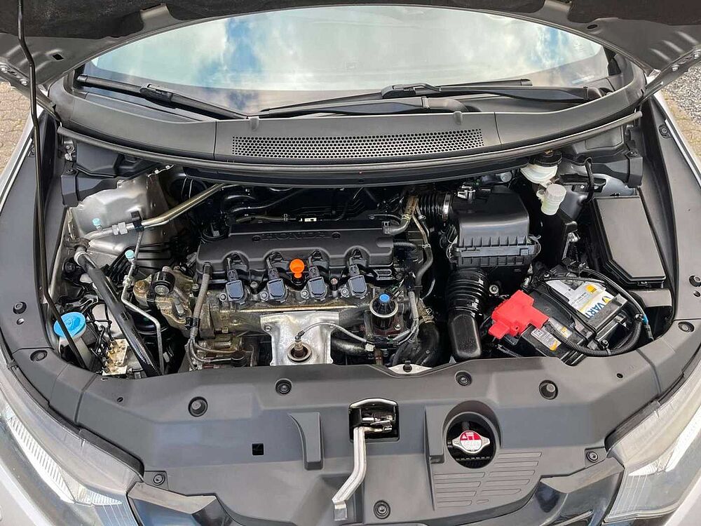 Honda Civic Lim. 5-trg. 1.8 Sport *Motor überholt 0KM*