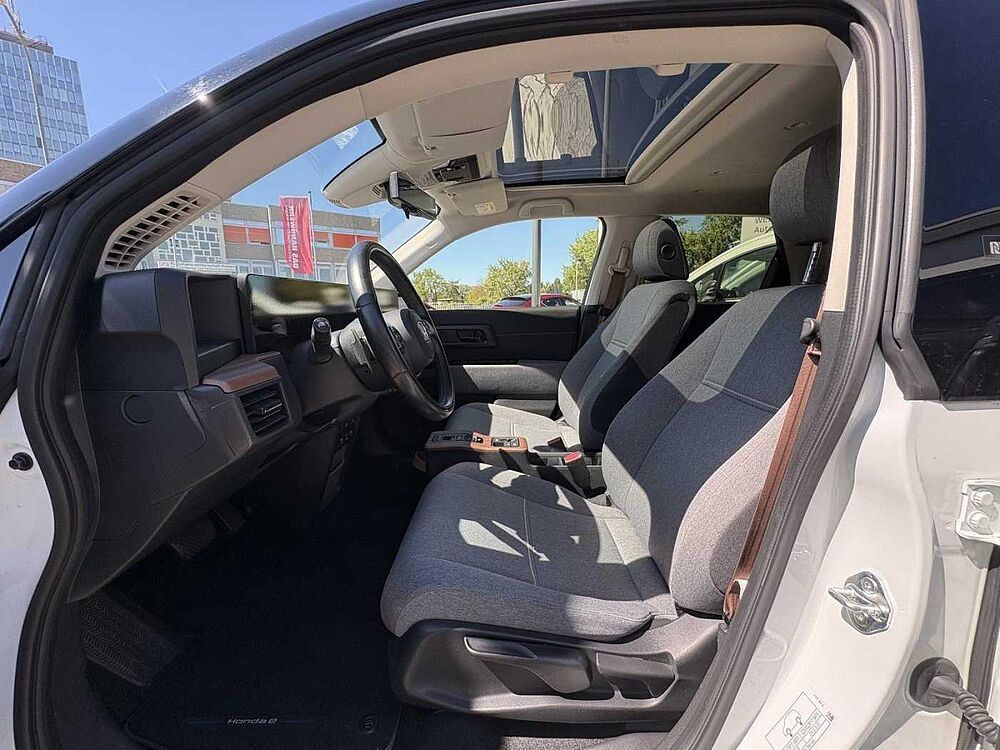 Honda e Advanc Pakt 17' 17'