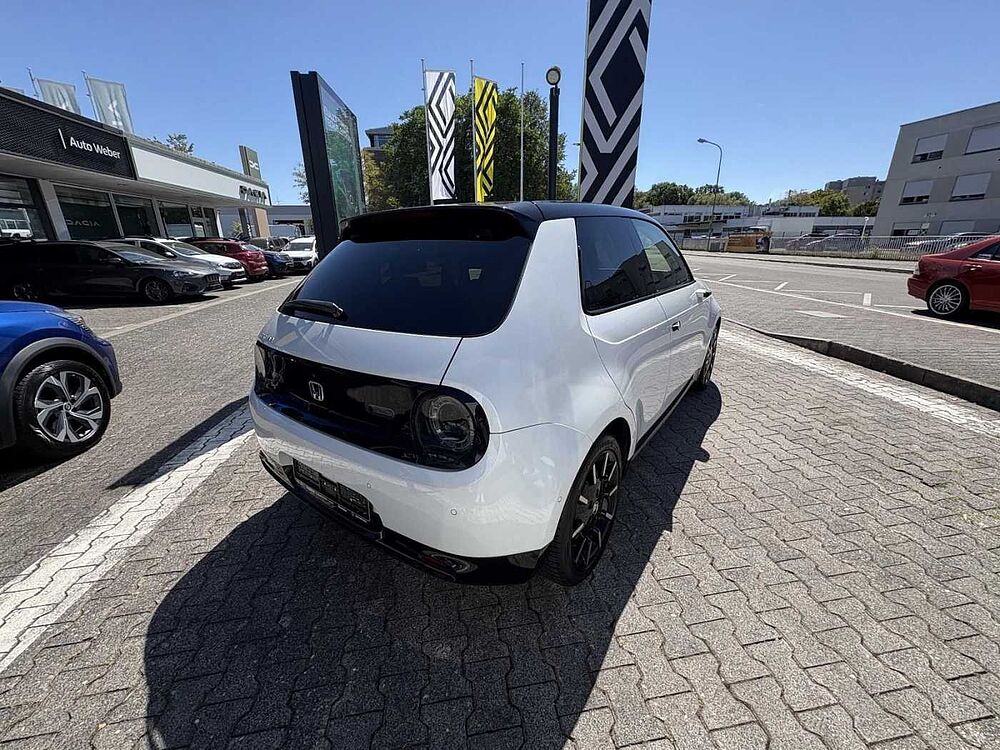 Honda e Advanc Pakt 17' 17'