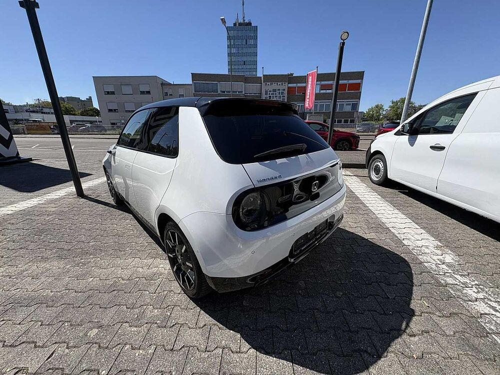 Honda e Advanc Pakt 17' 17'