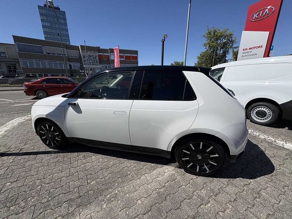 Honda e Advanc Pakt 17' 17'