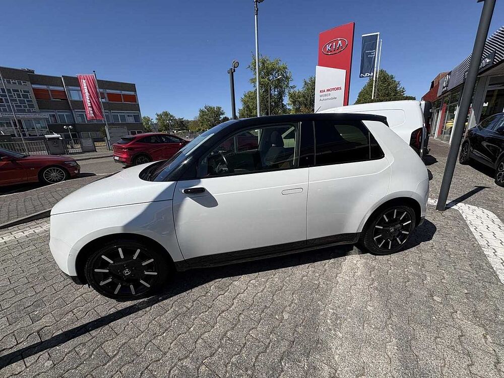 Honda e Advanc Pakt 17' 17'