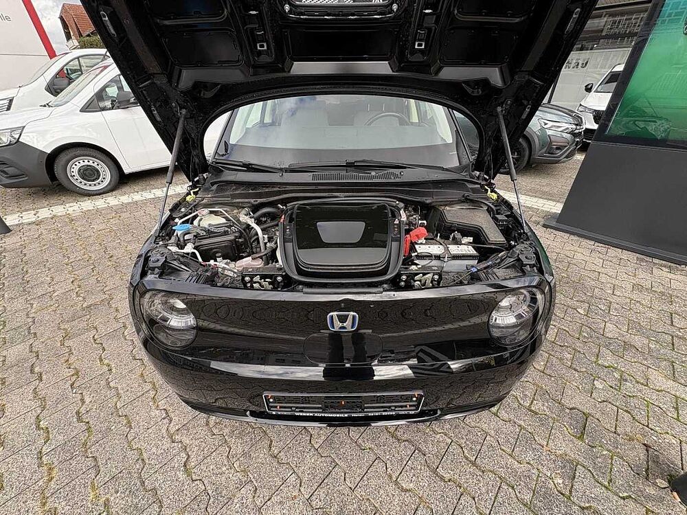 Honda e Advanc Advance
