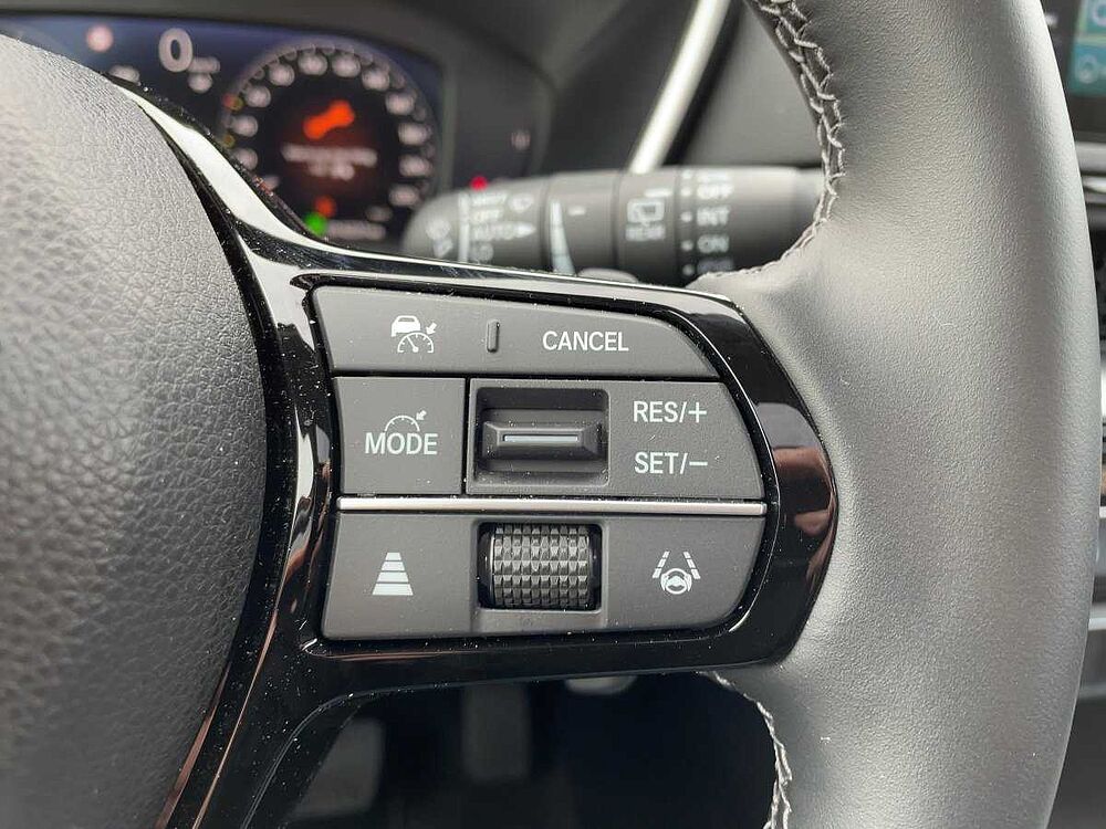 Honda CR-V 2.0i e: HEV Hybrid Eleg. 2WD Leder* Navi* Kam Elegance