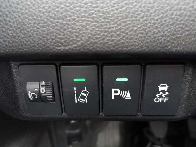 Honda Jazz 1.3 i-VTEC Comfort Navi+SHZ+PDC