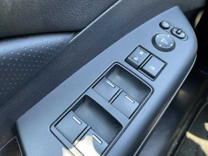 Honda CR-V 2.2 i-DTEC Executive Pano+Navi+SHZ+Klima