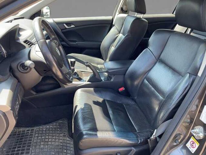 Honda Accord 2.4 Executive SD+SHZ+2xKlima+KlimaA+LM