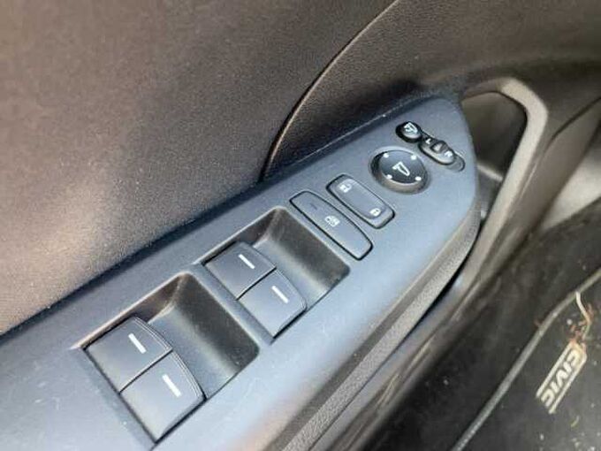 Honda Civic 1.0 VTEC Elegance ACC+Navi+SHZ+Klima+Kam.