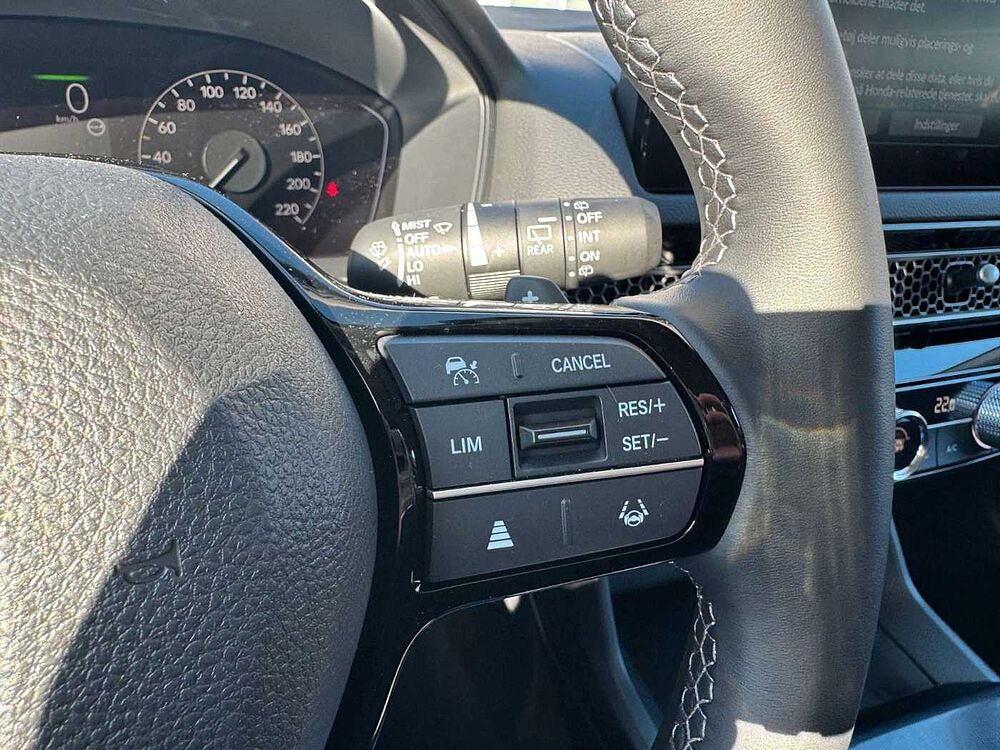 Honda Civic e: HEV Elegance 184 PS