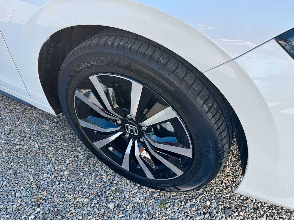 Honda Civic e: HEV Elegance 184 PS