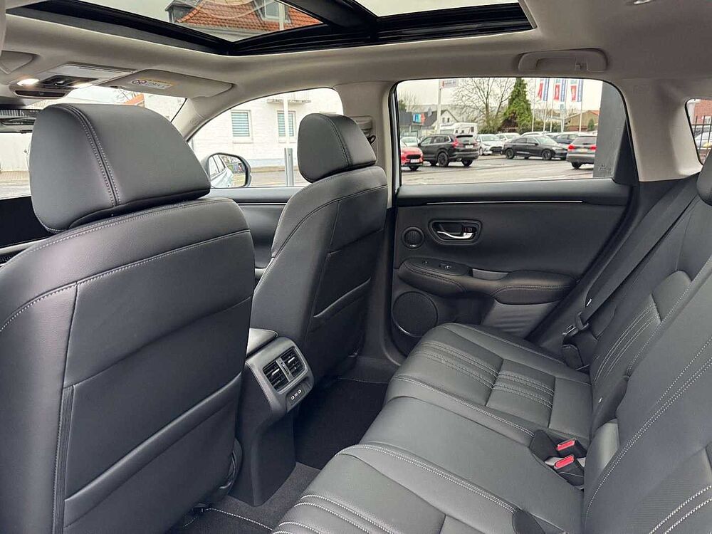 Honda ZR-V 2.0 e: HEV Advance Black Paket