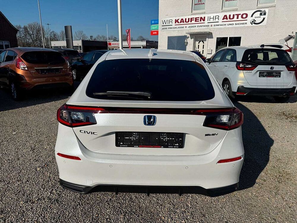 Honda Civic e: HEV Elegance 184 PS