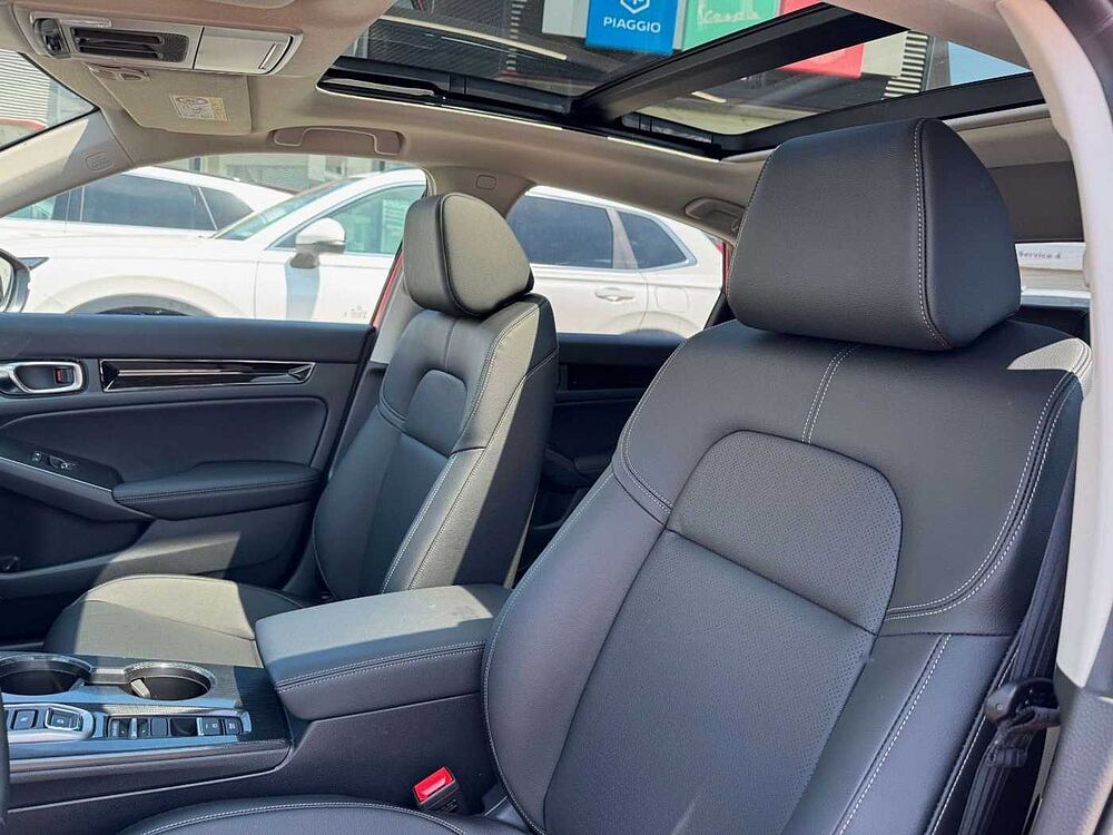 Honda Civic e: HEV Advance & Sportpaket VERFÜGBAR 184PS