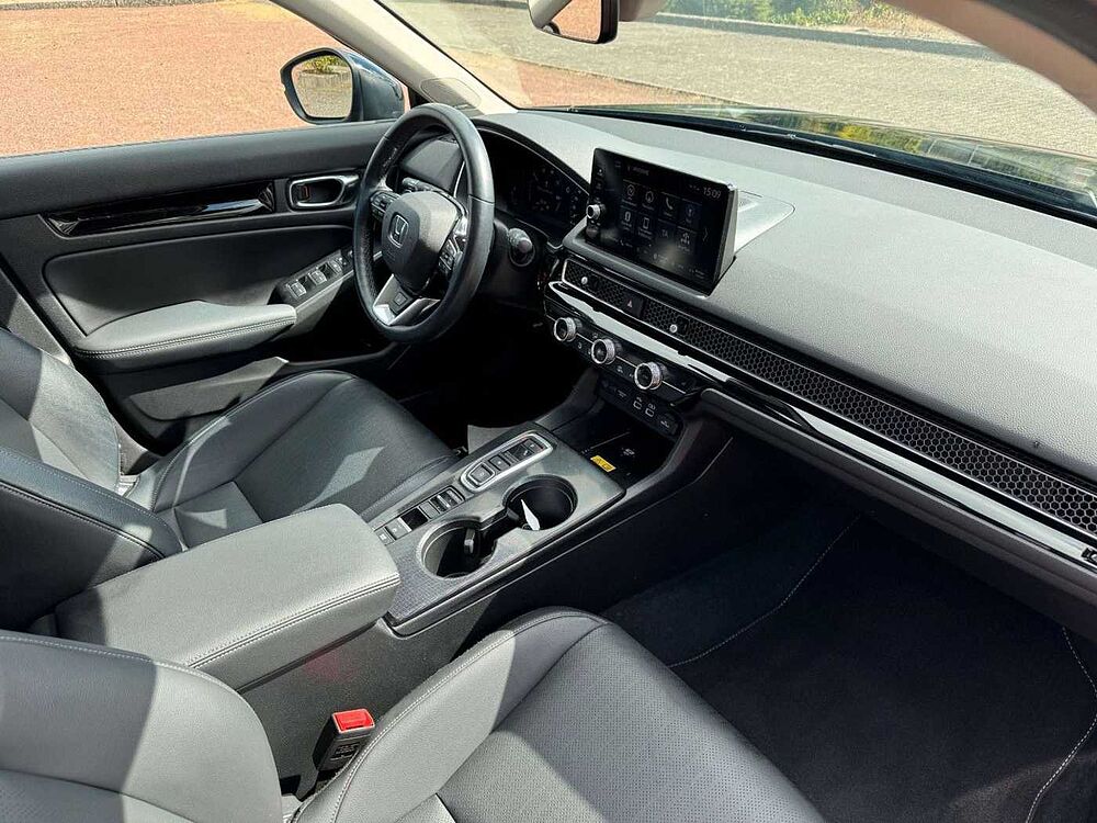 Honda Civic e: HEV 2.0 i-MMD Hybrid Advance