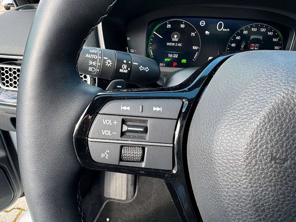 Honda Civic e: HEV Advance Black-Emblem Einstiegsbel.
