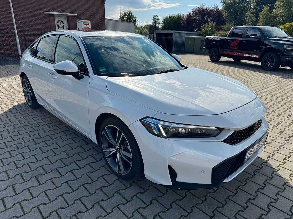 Honda Civic e: HEV Advance Black-Emblem Einstiegsbel.