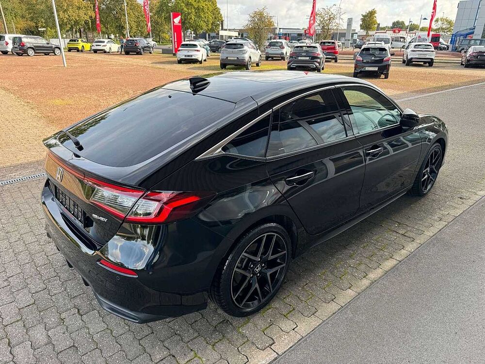 Honda Civic e: HEV Advance