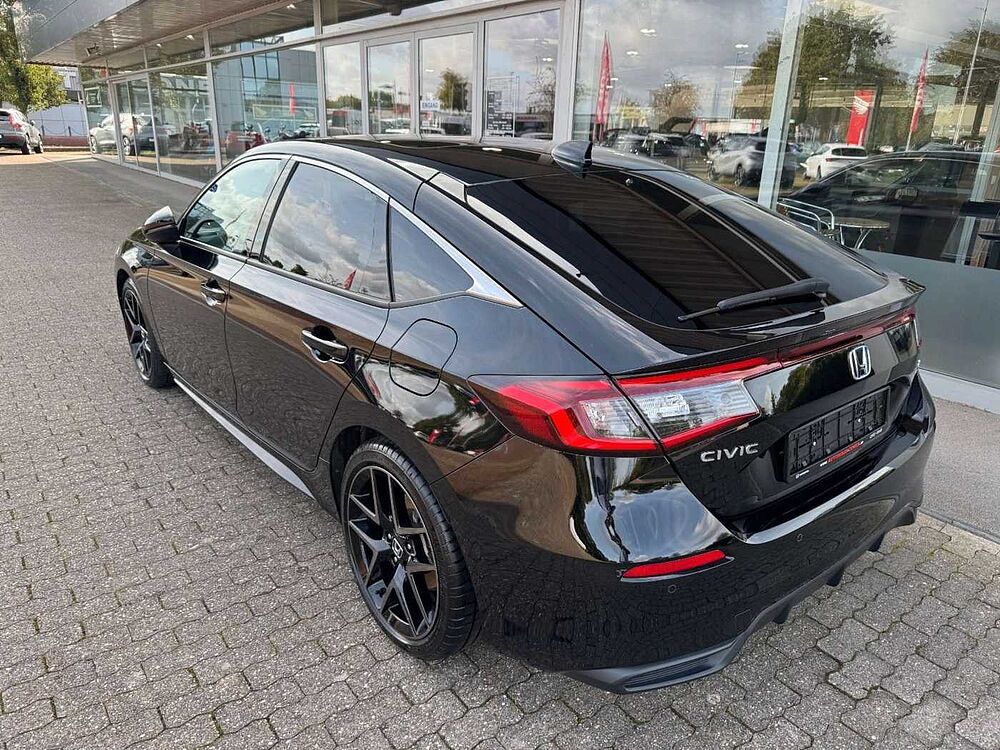 Honda Civic e: HEV Advance