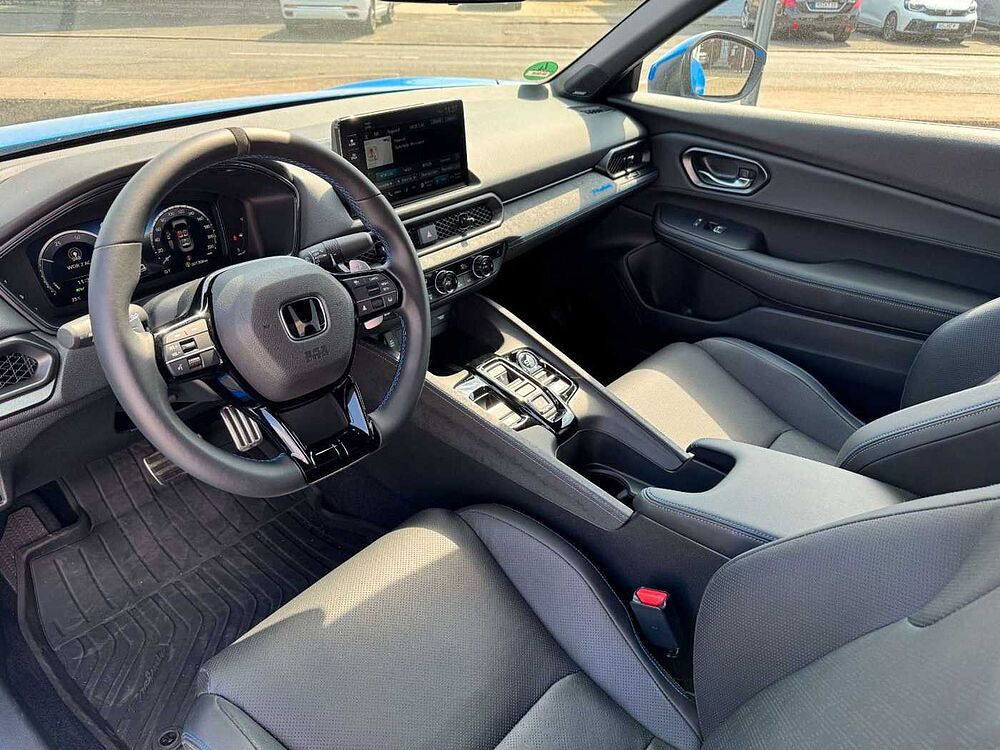 Honda Prelude 2.0 e: HEV Advance Black-Emblem/Einstiegb