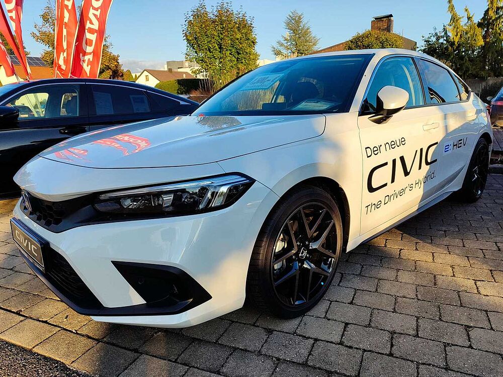 Honda Civic e: HEV 2.0 i-MMD Hybrid Advance - Leder-Navi-SHD
