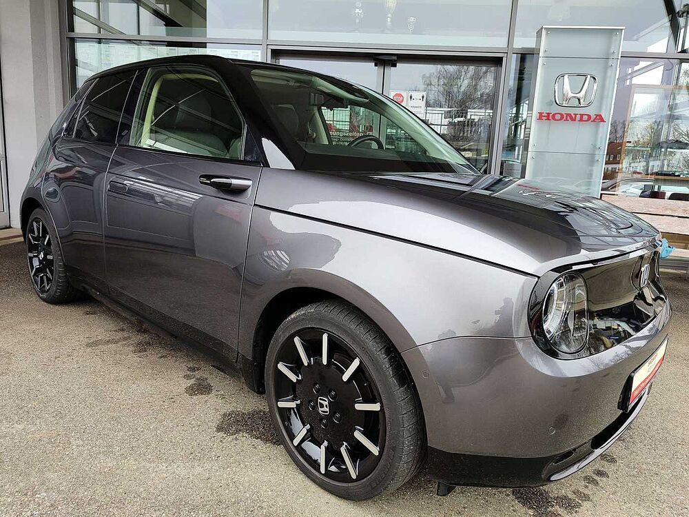 Honda e Advance-Paket -Navi -Pano -LED -17-Zoll -Kamera