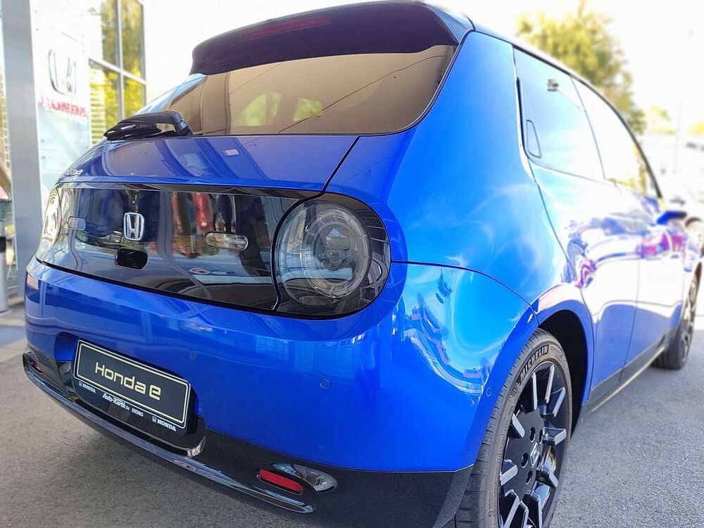 Honda e Advance-Paket -Navi -Pano -LED -17-Zoll -Kamera