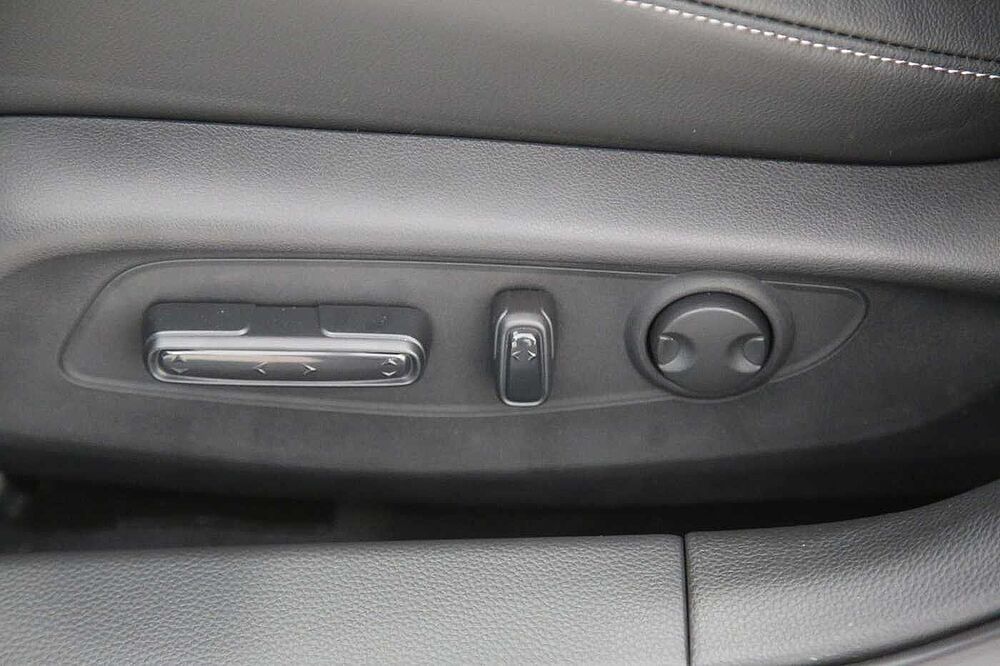 Honda Civic Advance Facelift Pano Bosesound e-Sitze