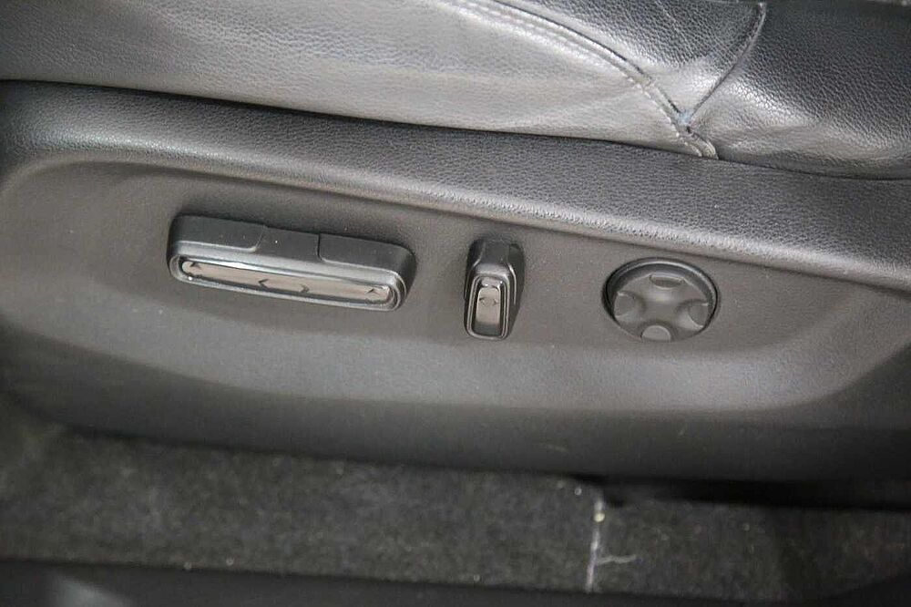 Honda CR-V 2.0 HYBRID 4WD Exe. , Standheiz, Pano