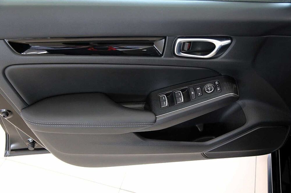 Honda Civic Lim. e: HEV Advance RFK, SHZ, Pano, LHZ, Bose