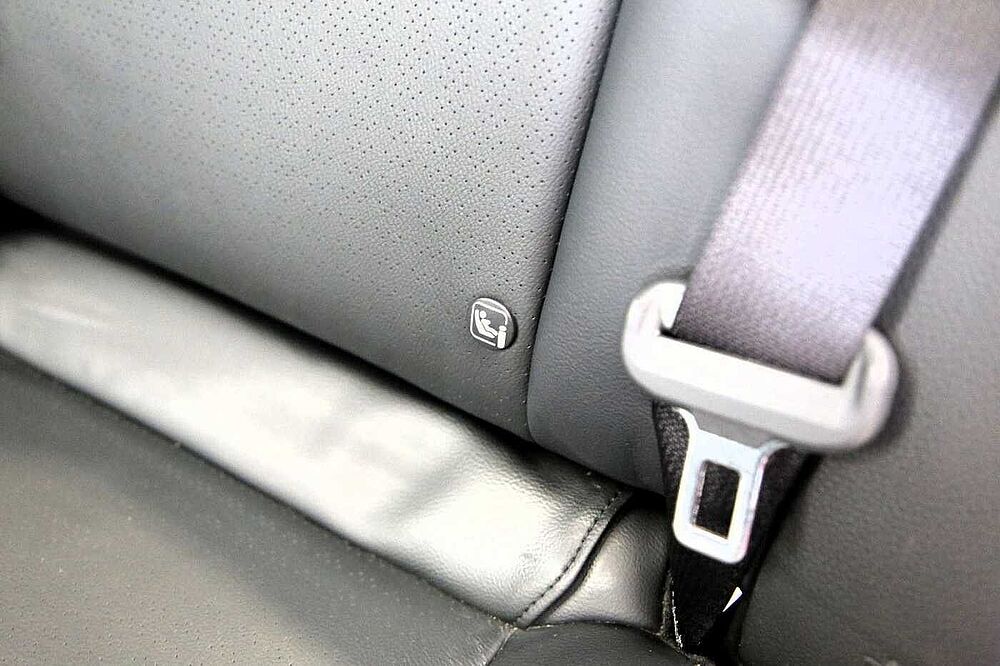 Honda Civic Lim. 5-trg. e: HEV Advance RFK SHZ LHZ