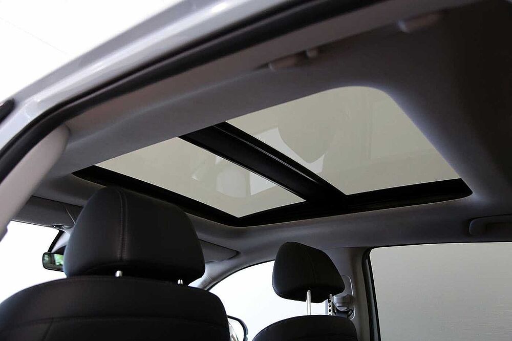 Honda ZR-V e: HEV Advance SHZ v+h Pano HUD Bose e-Sitze