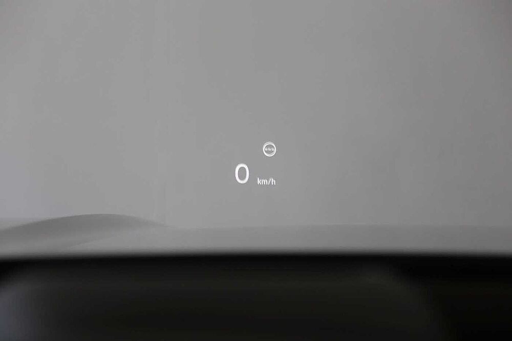 Honda ZR-V e: HEV Advance SHZ v+h Pano HUD Bose e-Sitze
