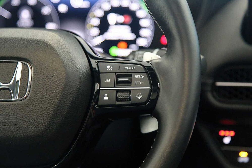 Honda ZR-V e: HEV Advance SHZ v+h Pano HUD Bose e-Sitze
